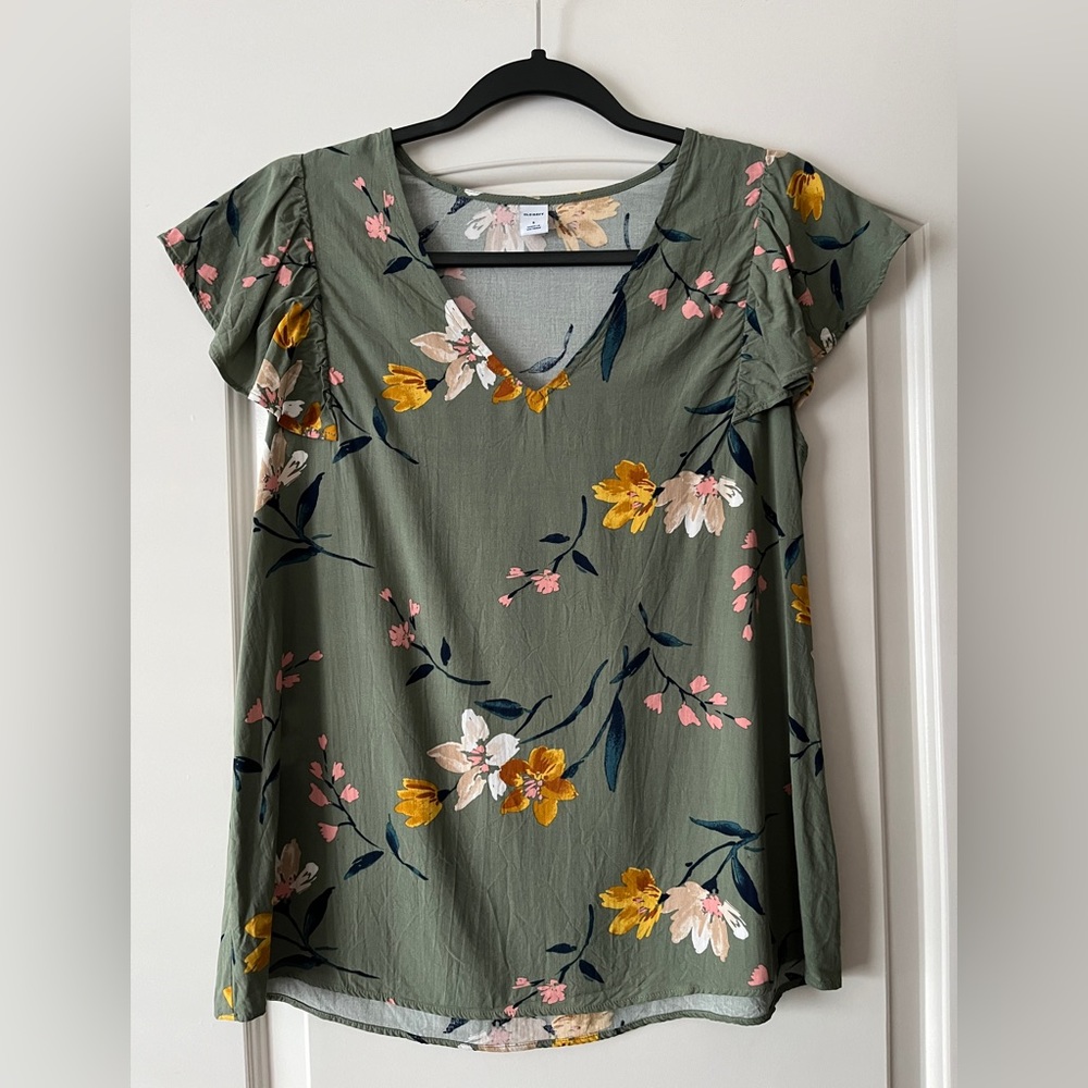 OLD NAVY Sage Green V-Neck Floral Blouse